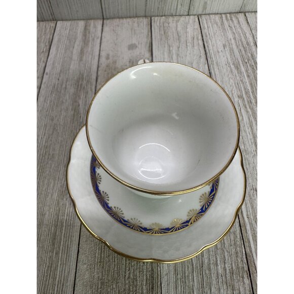 Vintage TK Thun Czechoslovakia Teacups & Saucers Blue & Gold Rim - Set of 2 - Picture 6 of 14